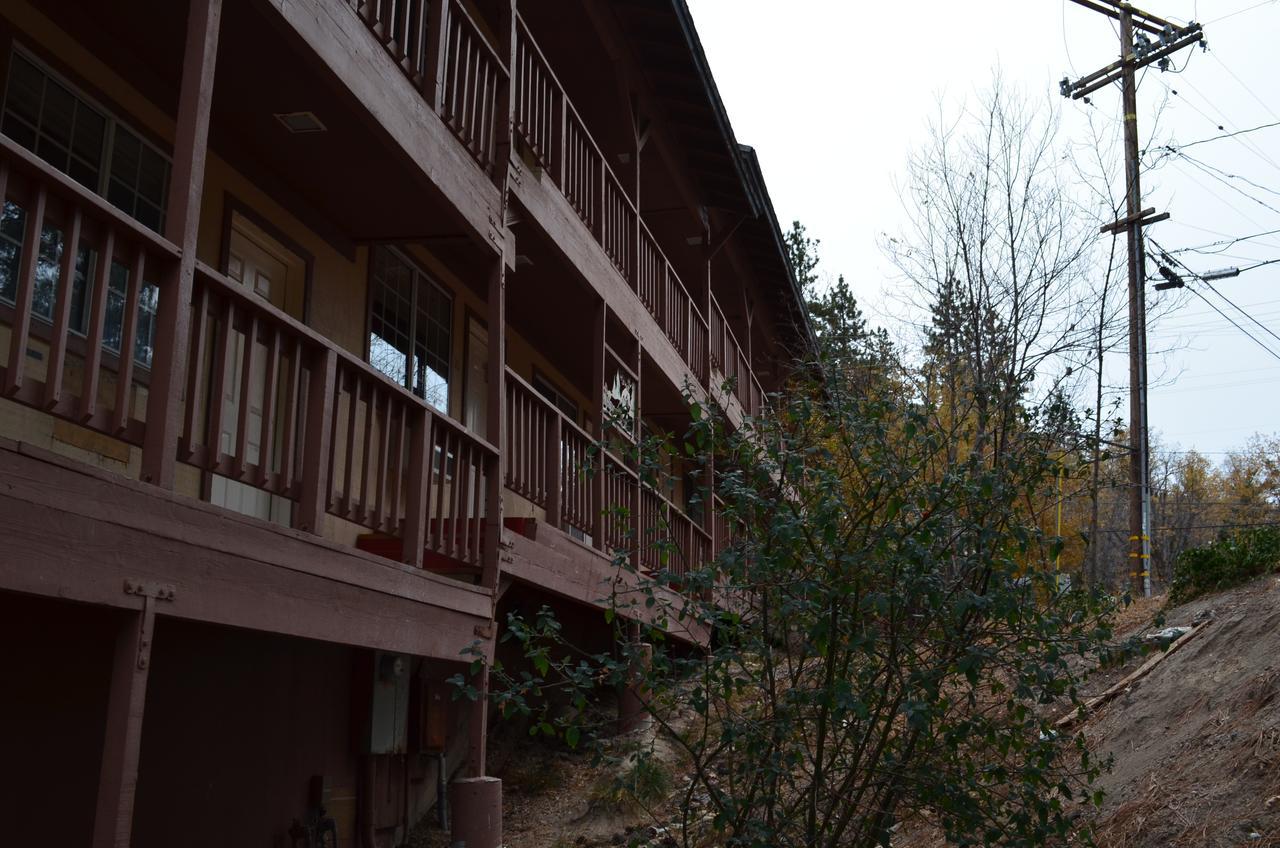 Deep Creek Motel Running Springs Esterno foto